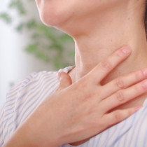 Бръчки по деколтето-Дерматолог препоръчва лечение, което дава резултати