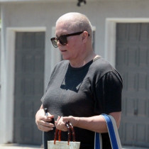 Резултатите показват друг възможен рак: Някога очарователната блондинка е била напълно променена от тежкото заболяване