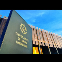 Съдът на ЕС наложи на България да признае юридически смяната на пола