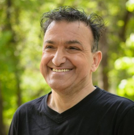 Зуека изненада всички с Порше за над 100 бона