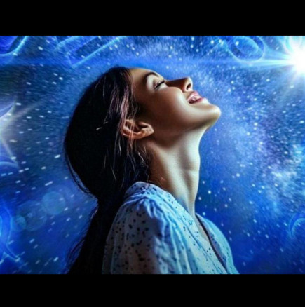 Неочакван дар от съдбата: 5 зодии стават ЛЮБИМЦИ на КЪСМЕТА на 19 март 2026 г.