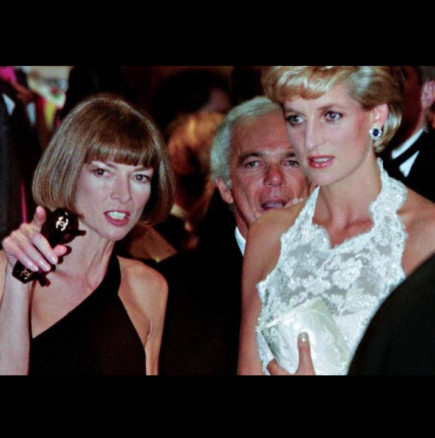 Шефка от ада! Слух твърди, че работи за режима на Асад и че е изгонила Тръмп от списъка с гости! Историята на най-голямата модна икона: