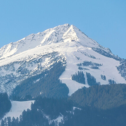 Турист не дочака въздушната линейка-Почина в ръцете на приятеля си