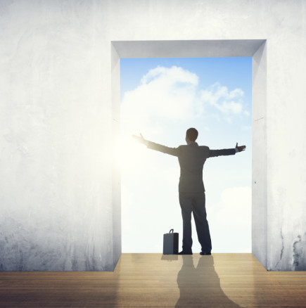 ТРИ зодии, които ще започнат НОВ ЖИВОТ от 6 април 2026