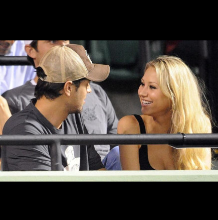 Анна Курникова и Енрике Иглесиас най-сетне показаха бебе №4: Носи древно и силно име!