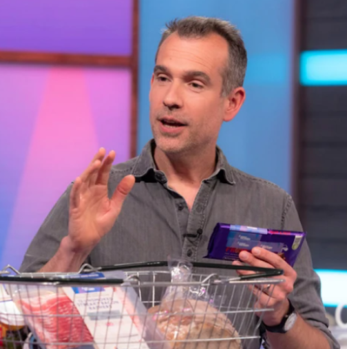 Тази храна е по-опасна от пушенето, предупреждава лекар: Ядем я всеки ден, без да осъзнаваме риска