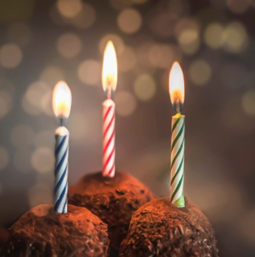 Е, това е невероятно! Баба, мама и внук, родени в един и същи ден - и това не е всичко