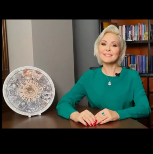 ТЕЛЕЦЪТ среща любов на необичайно място, ВОДОЛЕИТЕ с финансов успех: Прогнозата на Василиса Володина за 30 март - 5 април