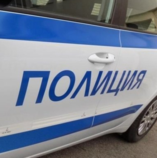 Застреляха мъж в автомобила му посред бял ден