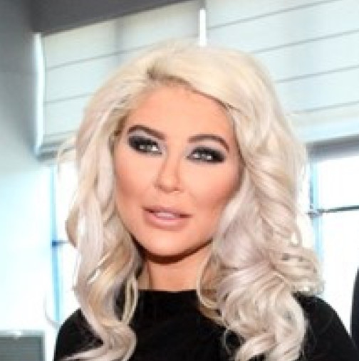 Неочакван удар за Андреа – певицата на съд заради жест на Пулев