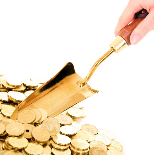 Четири зодии ще ринат парите с лопата до юни