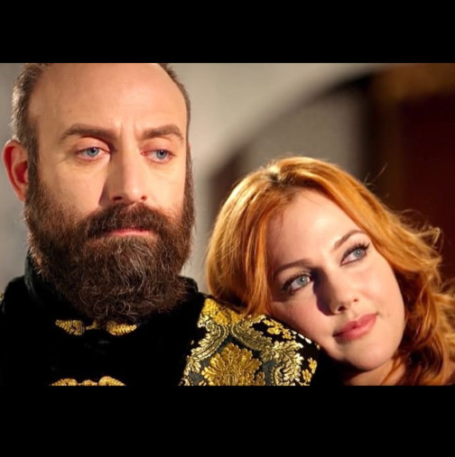 Султания Хюрем и Сюлейман Великолепни отново заедно след 15 г! Любимата актьорска двойка зарадва всички с добрата новина