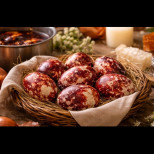 Боядисване на яйца в парафин! Методът, с който стават чудни МРАМОРНИ яйчица - естествен и бърз: