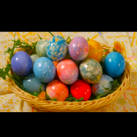 Боядисване на яйца с техниката 3 в 1: Най-лесният метод и най-добрият резултат