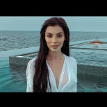 Край на арабската приказка на Мегз! Завърна се беславно в България от Дубай: