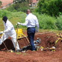 Откриха на гробище изхвърлените тела на 50 бебета и шест възрастни! 