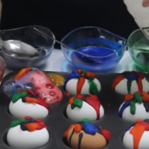 Боядисване на яйца със сода бикарбонат-Жените масово използваха тази техника, защото резултатът е феноменален