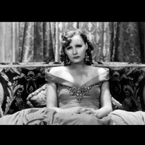 Тя крои план да убие Хитлер, най-голямата ѝ съперница я съблазни и ѝ разби сърцето: Животът на известната актриса беше като на филм