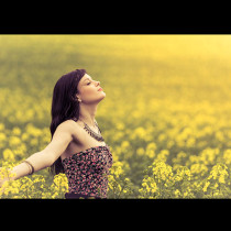 Пролетта ги пробужда и започват нов живот: Тези зодиакални знаци буквално разцъфтят до юни!