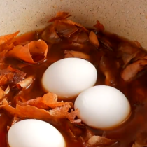 5-те най-често срещани грешки при боядисването на яйца: Заради тях те се напукват и не получават цвета равномерно