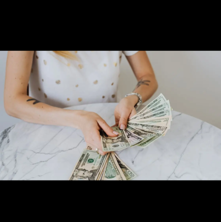 Писано е в звездите! ЕДИН знак ще стане МИЛИОНЕР в следващите 10 години - мъдри решения го водят към богатство!