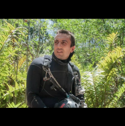 Зловещо: Ивайло Калушев възкръсна - името му се появи в избирателните списъци!