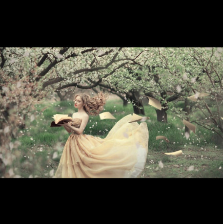 ТРИ зодии, които ще ПРЕНАПИШАТ СЪДБАТА си през май! Очаквайте сенки от миналото и седмица на ускорение: