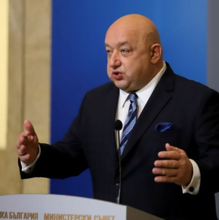 Красен Кралев стана баща на 59, показа дъщеря си и разтопи мрежата