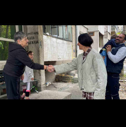 Мария Силвестър разплака бригадирите си с изненада - такова нещо за първи път се случва!