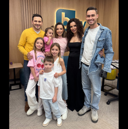 Голямото семейство Сано, Антоанет Пепе и Иво Карамански си признаха: Когато се съберем, козунаците не стигат!