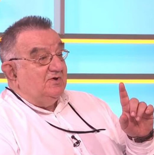 Доктор разкрива: „Диетолозите не могат да ви кажат за млякото в кафето“, ето колко чаши на ден трябва да пием