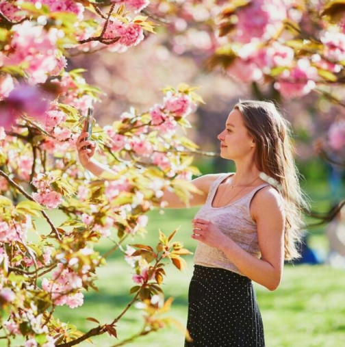 Астроаларма за май 2026: Съдбовни дати, резки обрати и месец, в който нищо не остава скрито