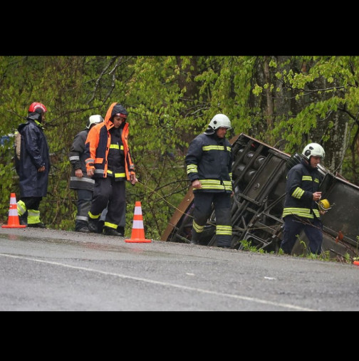 Още новини за автобуса-убиец, помел украински туристи: арестуваха шофьорите, има деца в тежко състояние