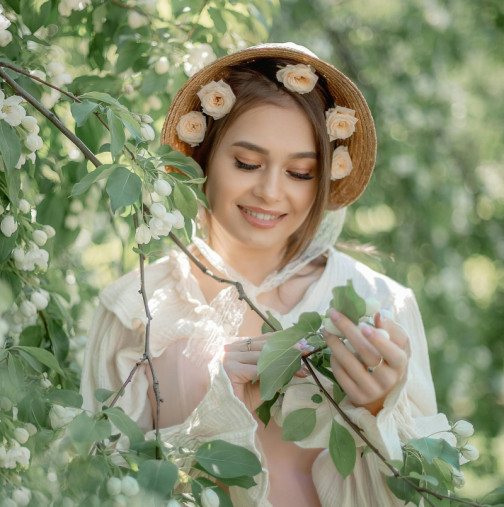 Дневен хороскоп за 30 април: ОВЕНЪТ не знае къде е от много задължения, ВЕЗНИТЕ да слушат интуицията си