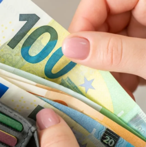 Имате ли това число в датата си на раждане? Очакват ви огромни пари до края на април!