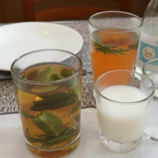  Кажете „не“ на кръвните съсиреци: ЧЕТИРИ прости напитки за чиста и здрава кръв