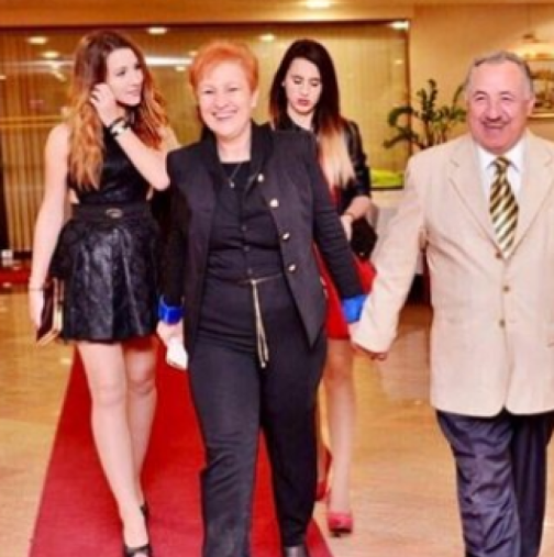 Ето с какви думи и дъщерята на Кирил Икономов се прости с баща си