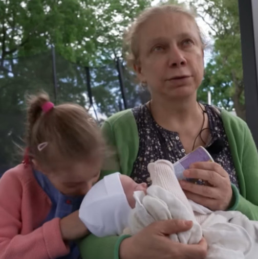 Александра роди на 66 години: История, която изуми света, защото това не е единственото й дете, а поредното