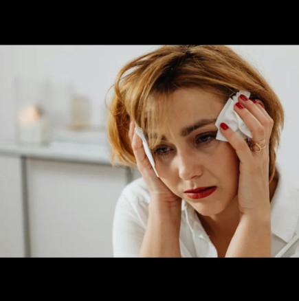 Похарчих около 47 000 евро за лицето си, когато навърших 40 години, и все още не мога да се погледна в огледалото.