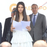 Дъщерята на покойния Тодор Славков с първа публична проява на откриването на възродената Асамблея "Знаме на мира"
