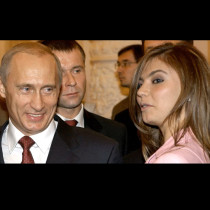 Чуждестранни гувернантки отглеждат ТАЙНИТЕ СИНОВЕ на Владимир Путин!
