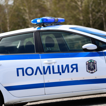 12-годишно дете загина с кросов мотор след челен удар в кола