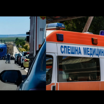 Шофьорът на тира, помел автомобила с малките футболисти, с дебело досие от нарушения: