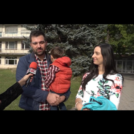 Пълен абсурд! Баща на 5 деца разкри: Когато се роди третото, у дома дойдоха социалните!