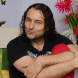 Деян Неделчев – Икебаната с инфаркт, публикува първи снимки от болница