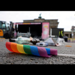 Ужас на Прайда в Берлин - кола се вряза в шествието, рани 16 души и уби един