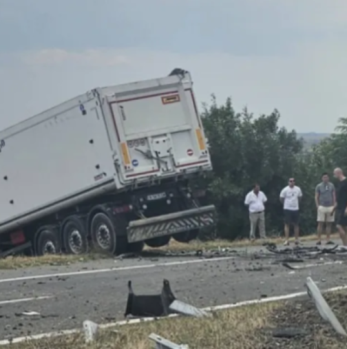 Ето в какъв вид е шофирал водачът на тира от тежката катастрофа на магистрала „Тракия“-Снимка