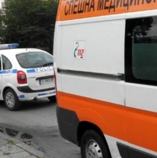 Двама 18-годишни младежи са с опасност за живота след челен сблъсък с мотори