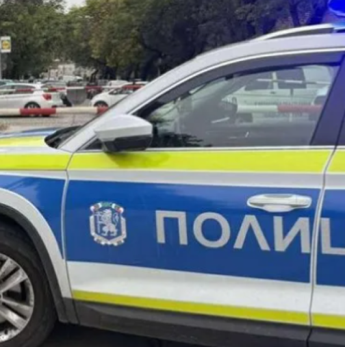 Водач преследва жена с бебе след забележка с клаксон, вряза се в колата ѝ и преби и съпруга ѝ