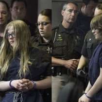 Две 12-годишни момичета наръгаха 19 пъти с нож приятелка , заради торбалан